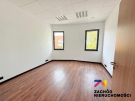 Atrakcyjny lokal ścisłe centrum